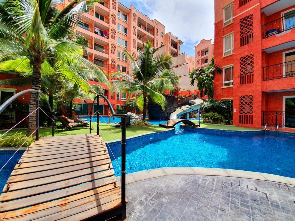 Seven Seas Condo By Dmitrii Jomtien Beach Exterior photo
