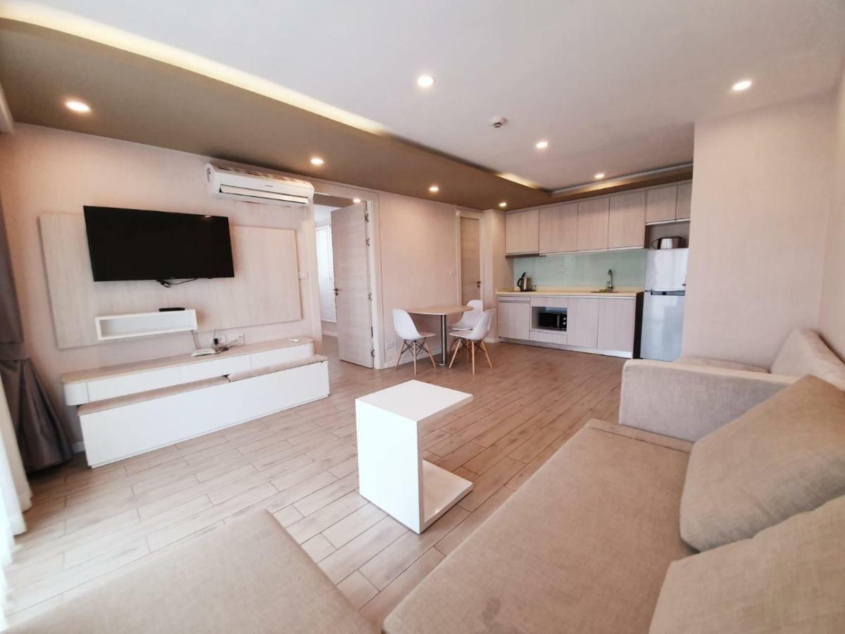 Seven Seas Condo By Dmitrii Jomtien Beach Exterior photo